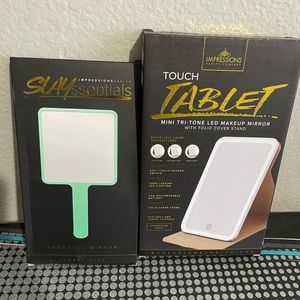 Impressions Vanity handheld mirror w/ mini LED makeup mirror